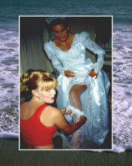 Tracy and Carlene garterframedRsm.jpg (14582 bytes)