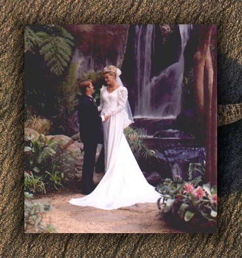 Tracy&CamWeddingJG3.jpg (95674 bytes)